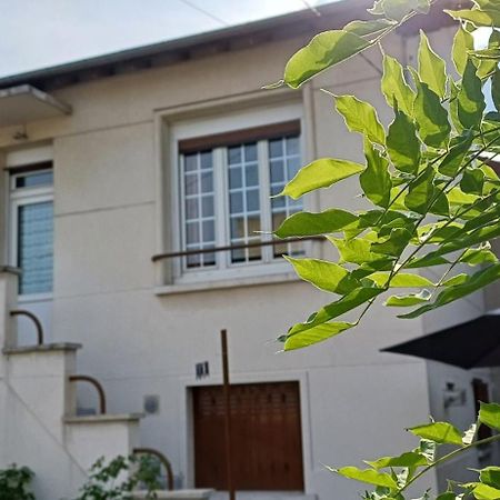 Vila Metro - Sac A Dos - Dodo Chez Leontine 2 Ch Parking Wifi Fo Bois-Colombes Exteriér fotografie