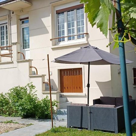 Vila Metro - Sac A Dos - Dodo Chez Leontine 2 Ch Parking Wifi Fo Bois-Colombes Exteriér fotografie